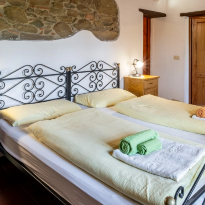 Tuscan Farmstay in the woods: Erborista