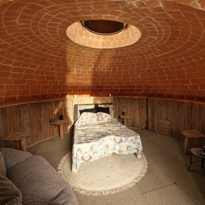 The Lakeside Burrow